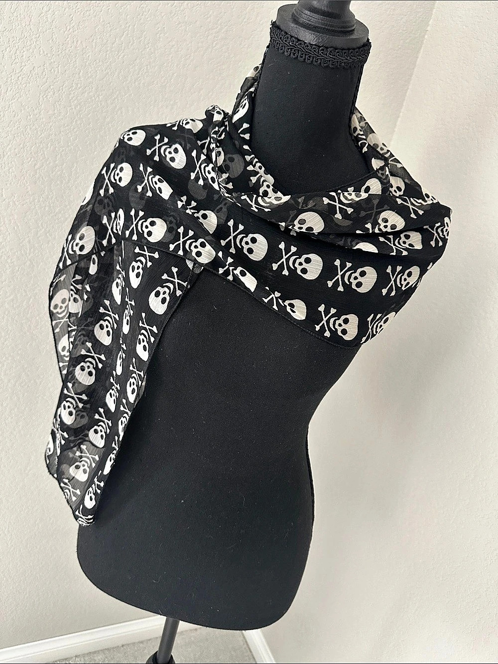 Skull Print Scarf in Black & White Like New